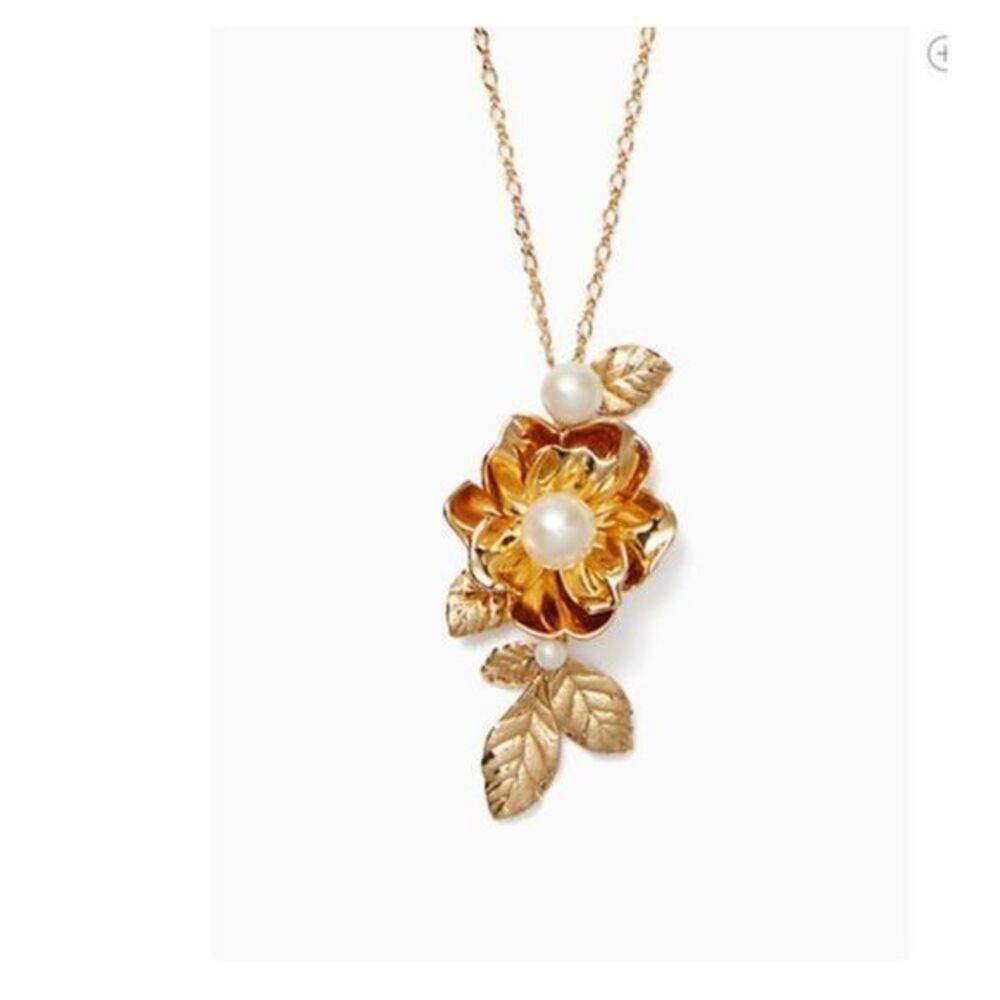 KATE SPADE NEW YORK Floral Lavish Blooms Pendant Long Pearl Necklace